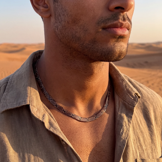 The serpent necklace